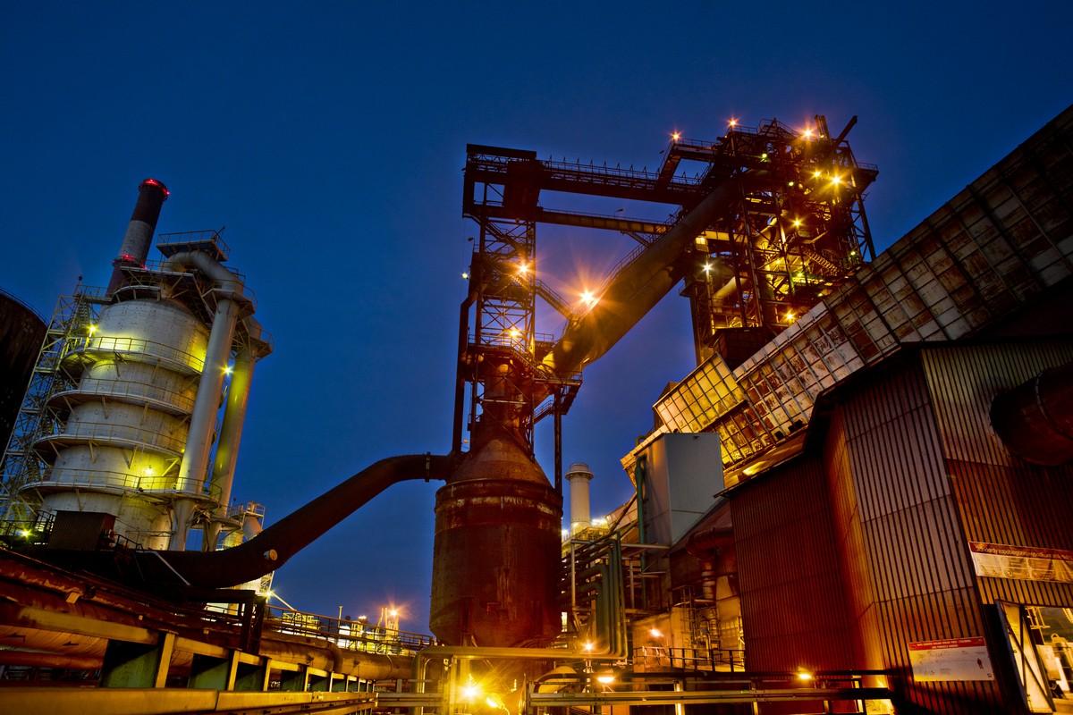 ArcelorMittal zamknie część surowcową krakowskiej huty