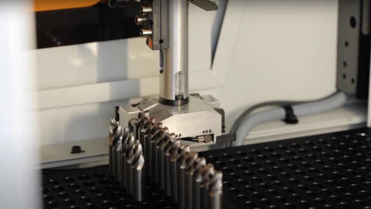 Premiera AutoMarkX - Automatyczna stancja znakowania laserowego Anca