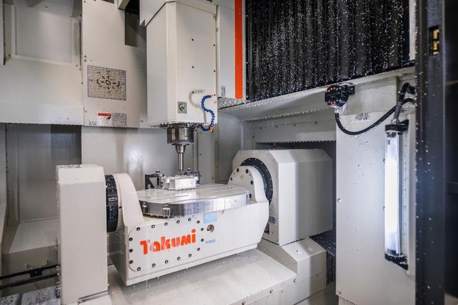 Centra obróbcze HURCO w produkcji niewielkich serii