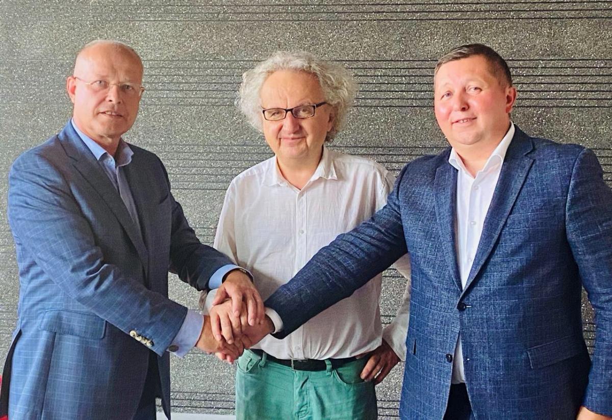 Najwięksi gracze na rynku walczą o przyszłość targów