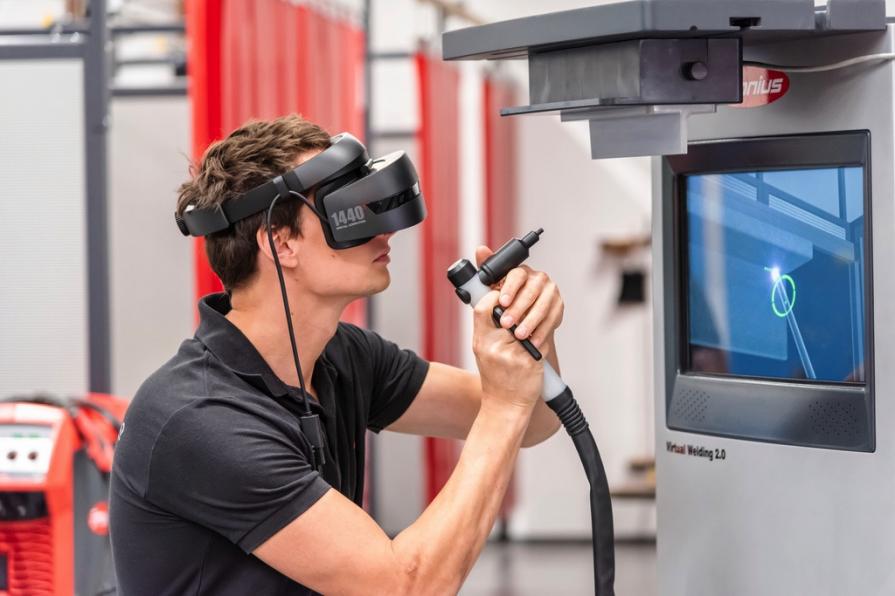 Symulator Virtual Welding do szkoleń spawaczy
