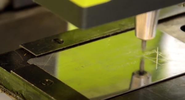 Znakowarki do metalu - rodzaje, zalety i zastosowanie