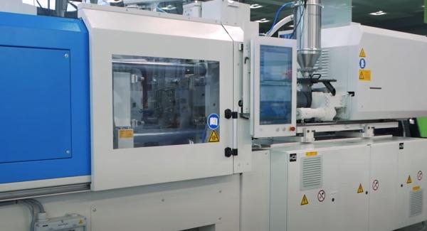 Wtryskarki - zastosowanie i popularne rodzaje