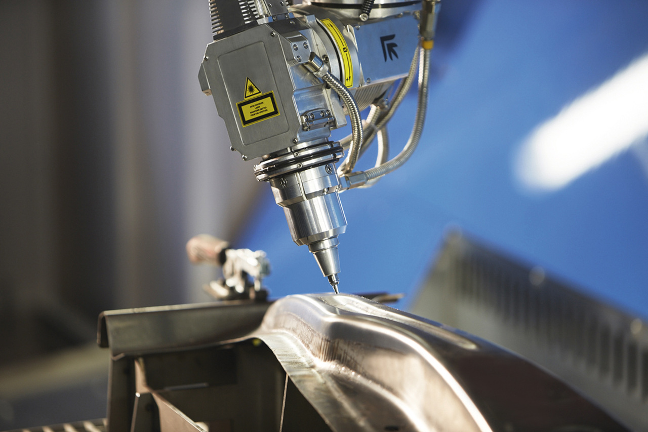 Prima_Power_3D_laser_head.